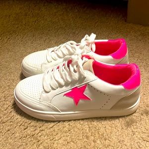 Pink and white Mia Sneakers